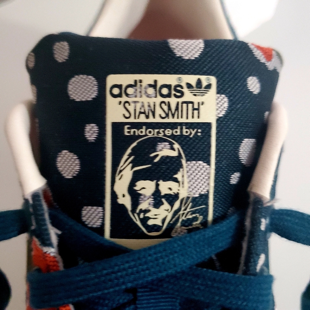 Adidas - Picture 2 of 6